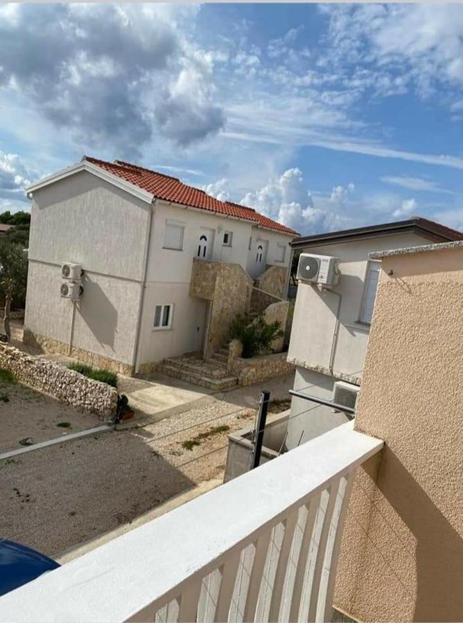 N.N Apartman Vir Kültér fotó