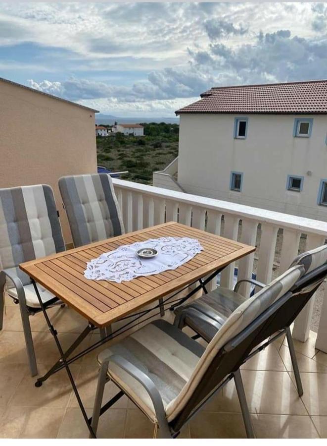 N.N Apartman Vir Kültér fotó
